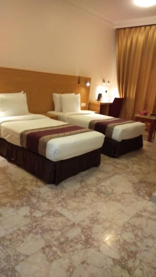 Al Reef Hotel Muscat Exterior photo