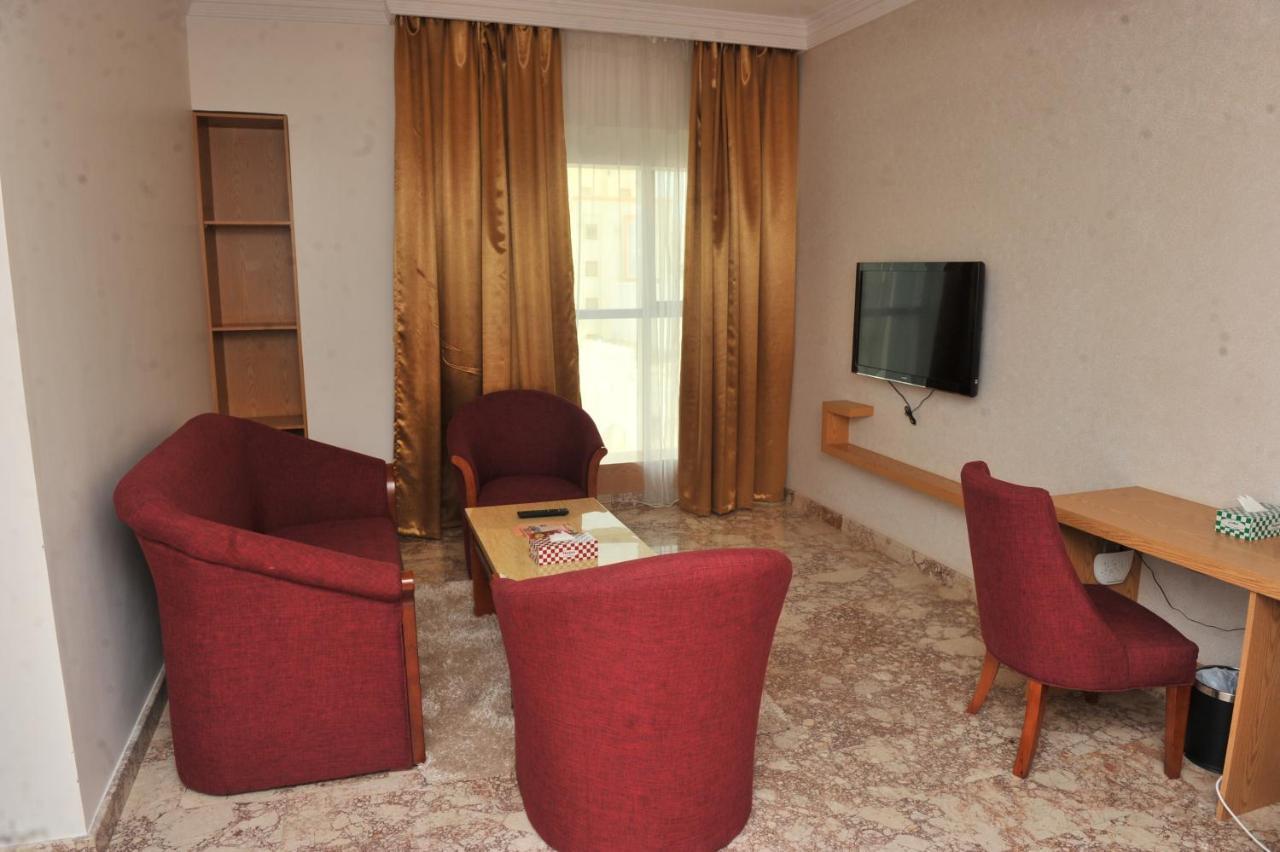 Al Reef Hotel Muscat Exterior photo